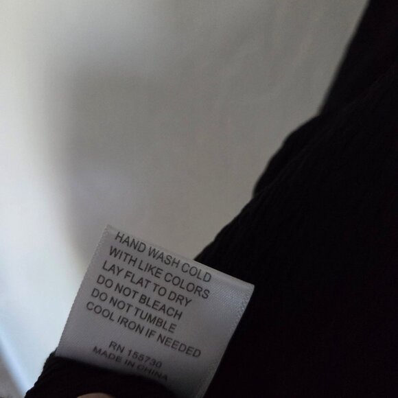 Rose + Olive Crinkle Puff Sleeve Tassel Tie Blouse V-Neck Black 2X Office Career - Picture 10 of 10